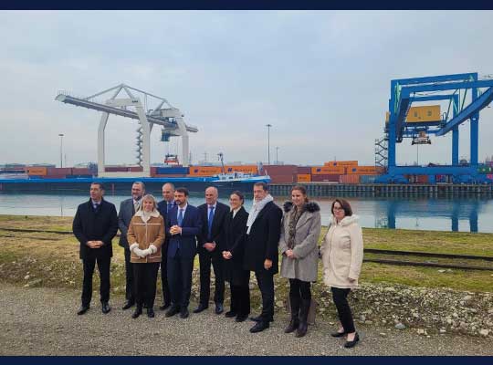 Un partenariat pour un développement durable du transport fluvial