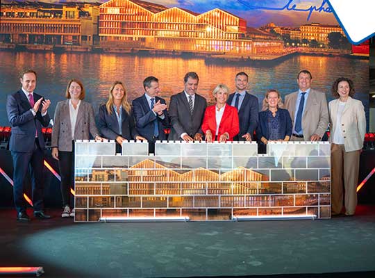 Le port de Marseille Fos pose la première pierre de son futur siège social