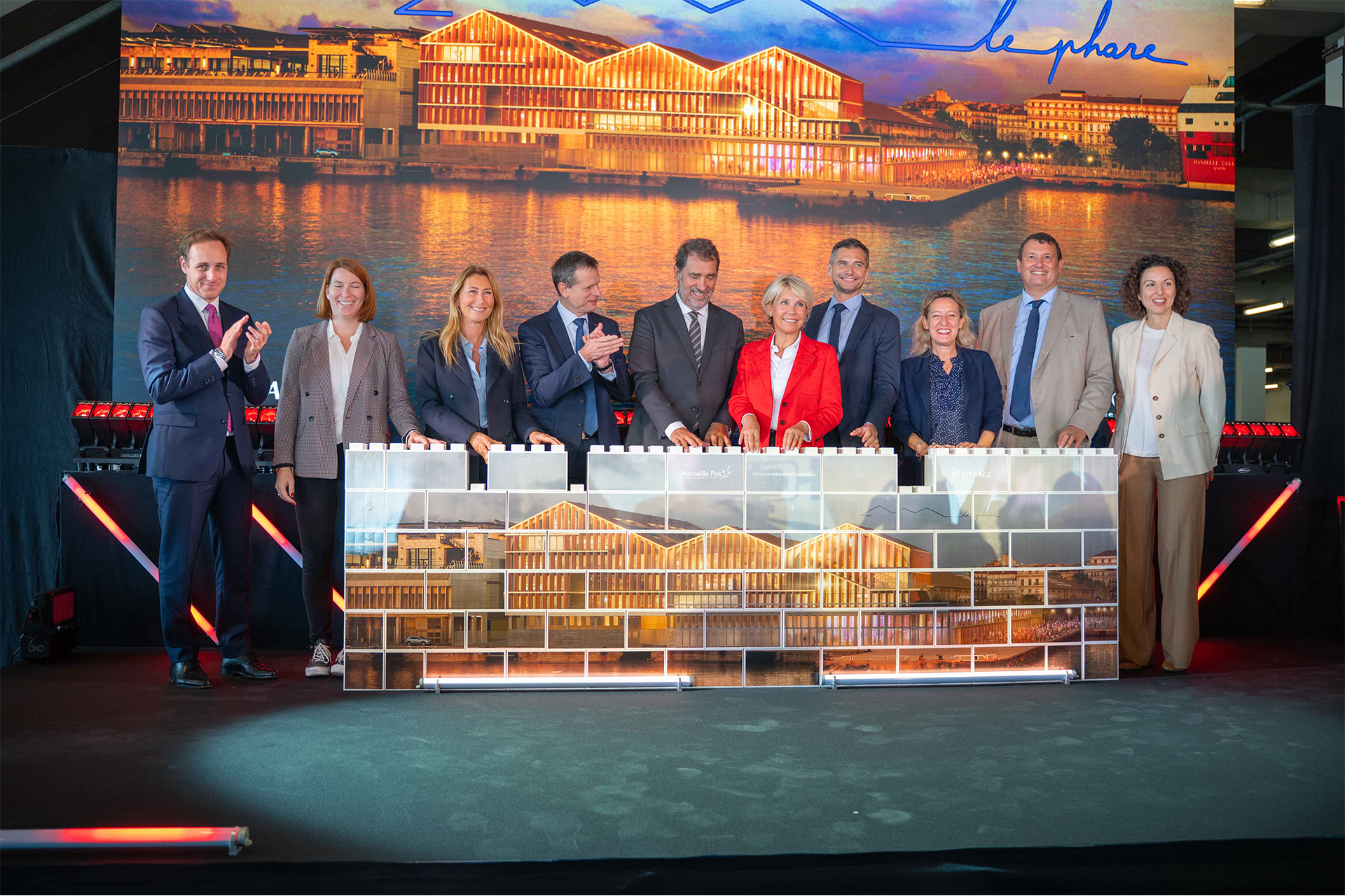 Le port de Marseille Fos pose la première pierre de son futur siège social